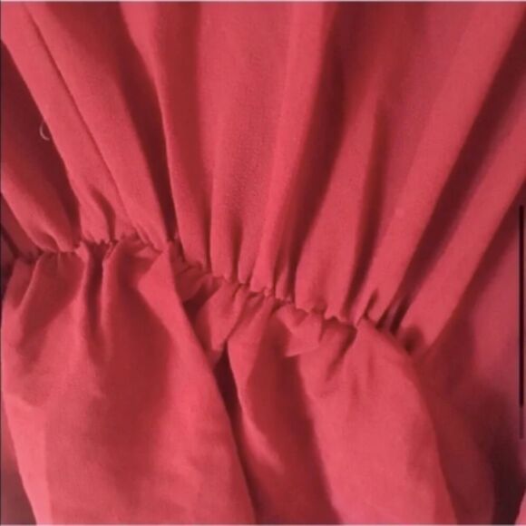 Women’s NWT Gianni Bini Burgundy Miranda Dress - Picture 4 of 7